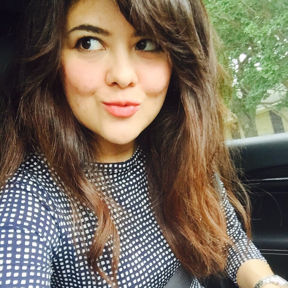 Meet your Posher, Elizabeth